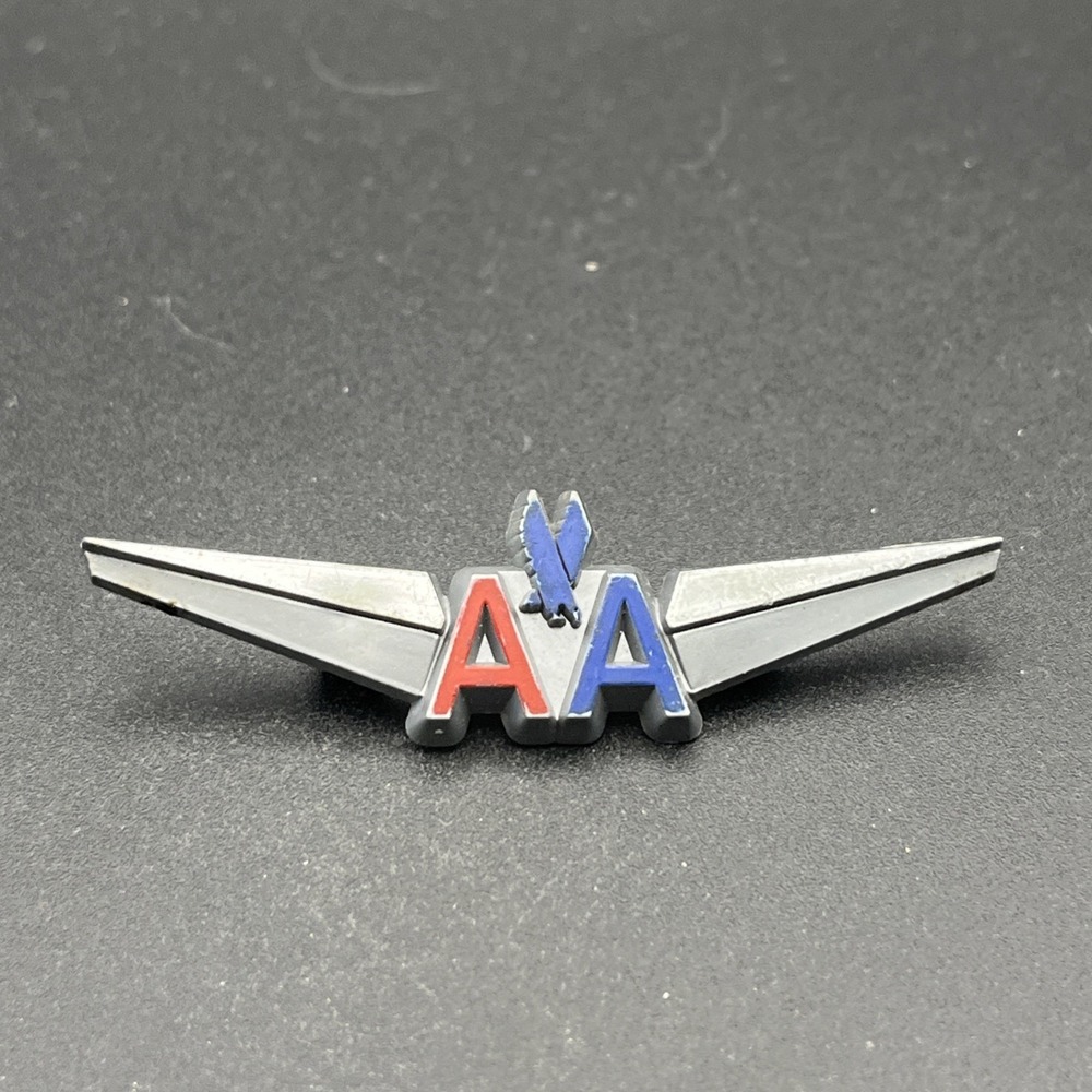American Airlines Wings Plastic Aviation‎ Plane Lapel Hat Pin